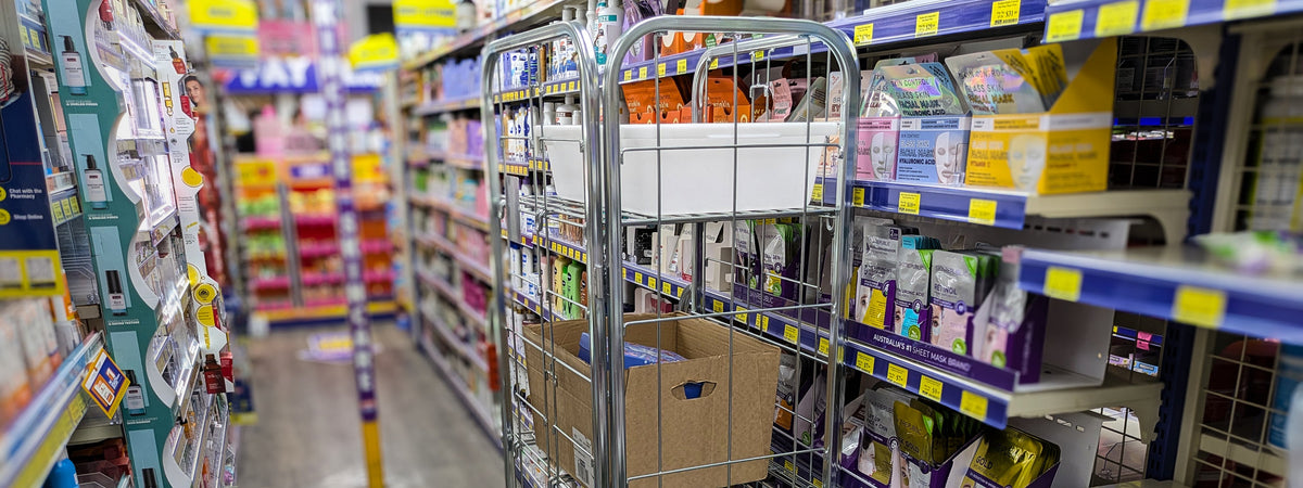 Narrow aisle roll cages